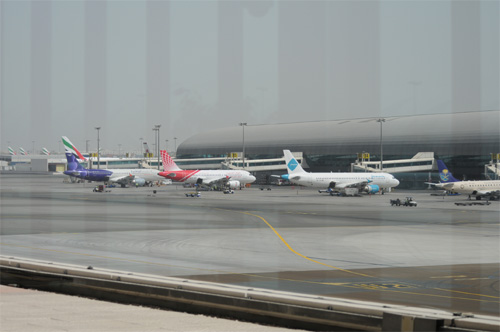 �@Terminal1 Food Court����T�e���C�g������